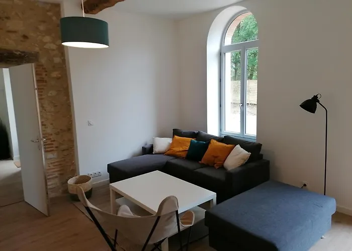 De L'abbe 8 A 10 Personnes *